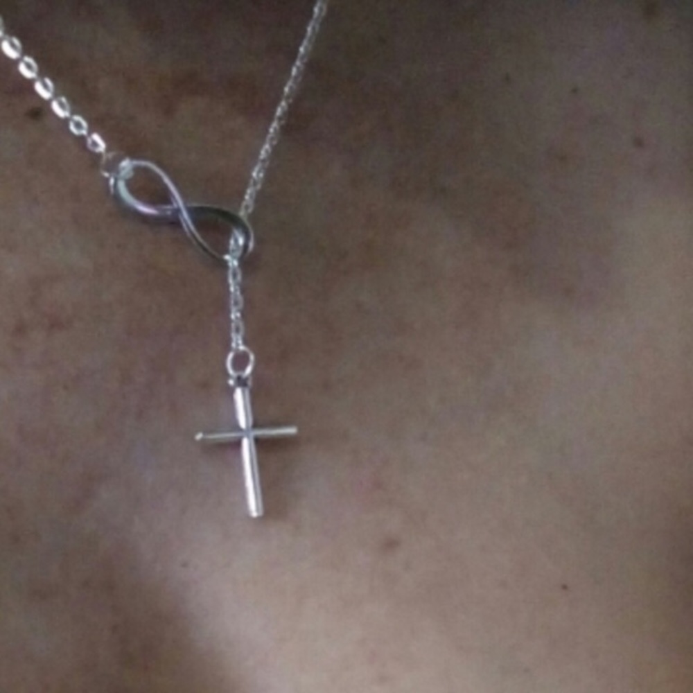 ❤️Infinity/Cross Necklace - Picture 3 of 4